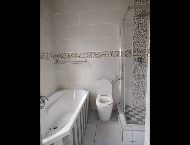 3 BEDROOM HOUSE FOR SALE IN GEELHOUTPARK